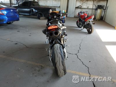 Czwarte zdjęcie samochodu z boku: 2006 HONDA CBR1000 RR VIN:JH2SC57056M201534 - miniatura