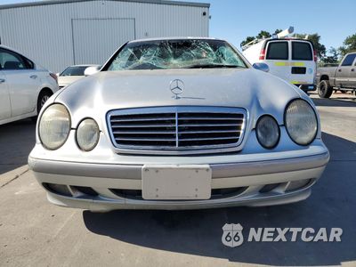 Piąte zdjęcie samochodu w środku: 1998 MERCEDES-BENZ CLK 320 VIN:WDBLJ65G0WF015315 - miniatura