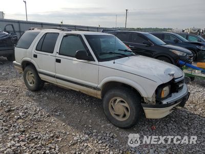 Czwarte zdjęcie samochodu z boku: 1996 CHEVROLET BLAZER VIN:1GNDT13W2T2260771 - miniatura