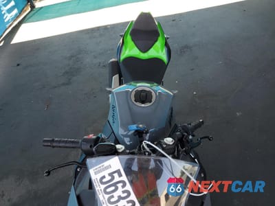 Piąte zdjęcie samochodu w środku: 2019 KAWASAKI EX400 VIN:JKAEXKG19KDA29632 - miniatura