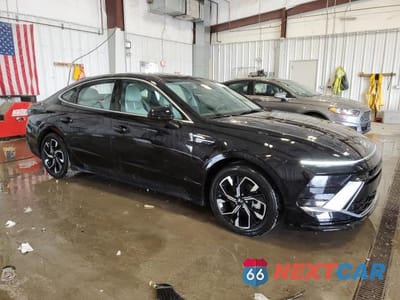 Czwarte zdjęcie samochodu z boku: 2024 HYUNDAI SONATA SEL VIN:KMHL64JA9RA377729 - miniatura