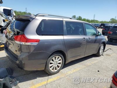 Trzecie zdjęcie samochodu z tyłu: 2011 TOYOTA SIENNA XLE VIN:5TDDK3DC4BS005526 - miniatura