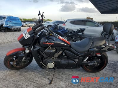 Trzecie zdjęcie samochodu z tyłu: 2018 SUZUKI VZR1800 VIN:JS1VY53AXJ2100509 - miniatura