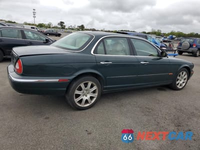 Trzecie zdjęcie samochodu z tyłu: 2004 JAGUAR XJ8 VIN:SAJEA71C24SG07794 - miniatura
