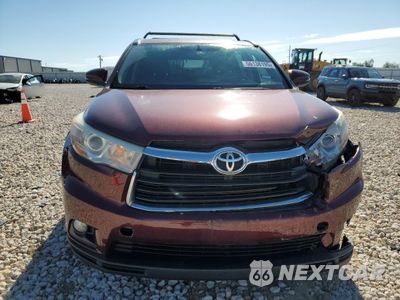 Piąte zdjęcie samochodu w środku: 2015 TOYOTA HIGHLANDER XLE VIN:5TDKKRFH1FS055227 - miniatura