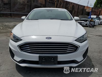 Piąte zdjęcie samochodu w środku: 2019 FORD FUSION SE VIN:3FA6P0LU7KR124859 - miniatura
