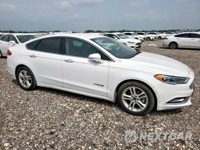 Czwarte zdjęcie samochodu z boku: 2018 FORD FUSION SE HYBRID VIN:3FA6P0LU0JR129948 - miniatura