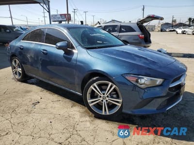 Czwarte zdjęcie samochodu z boku: 2020 MERCEDES-BENZ CLA 250 VIN:WDD5J4GBXLN033800 - miniatura