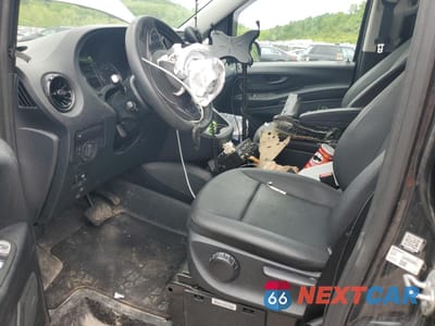 Zdjęcie 7 z 14 samochodu: 2023 MERCEDES-BENZ METRIS VIN:W1WV0FEY4P4365389 - miniatura