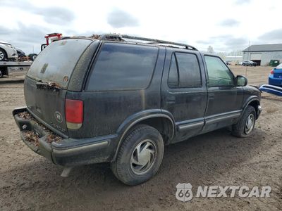 Trzecie zdjęcie samochodu z tyłu: 1999 CHEVROLET BLAZER VIN:1GNDT13W4X2169135 - miniatura