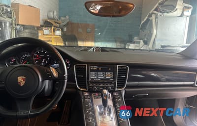 Zdjęcie 9 z 11 samochodu: 2015 PORSCHE PANAMERA 2 VIN:WP0AA2A76FL001184 - miniatura