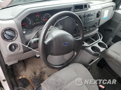 Zdjęcie 8 z 13 samochodu: 2010 FORD ECONOLINE E250 VAN VIN:1FTNE2EW1ADA72108 - miniatura