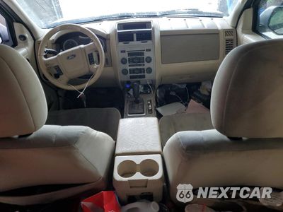 Zdjęcie 8 z 12 samochodu: 2012 FORD ESCAPE XLT VIN:1FMCU9DG3CKA23967 - miniatura
