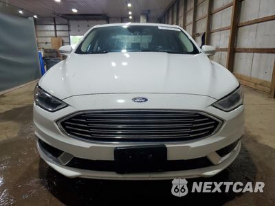 Piąte zdjęcie samochodu w środku: 2018 FORD FUSION SE HYBRID VIN:3FA6P0LU6JR118842 - miniatura