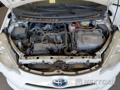 Zdjęcie 12 z 16 samochodu: 2012 TOYOTA PRIUS C VIN:JTDKDTB35C1009488 - miniatura