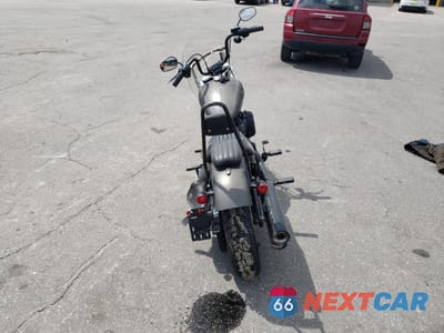 Czwarte zdjęcie samochodu z boku: 2019 HARLEY-DAVIDSON FXBB VIN:1HD1YJJ21KB070471 - miniatura