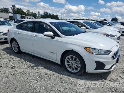 Czwarte zdjęcie samochodu z boku: 2019 FORD FUSION SE VIN:3FA6P0LU7KR124828 - miniatura