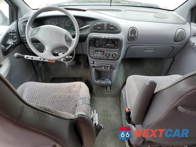 Zdjęcie 8 z 13 samochodu: 1999 DODGE GRAND CARAVAN SE VIN:1B4GP44G9XB563858 - miniatura