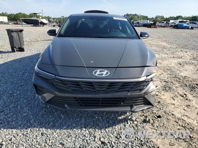 Piąte zdjęcie samochodu w środku: 2025 HYUNDAI ELANTRA SEL SPORT VIN:KMHLM4DG9SU959243 - miniatura