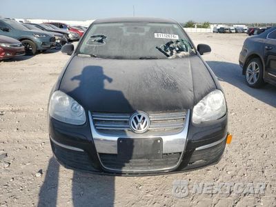 Piąte zdjęcie samochodu w środku: 2010 VOLKSWAGEN JETTA VIN:3VWRX7AJXAM138031 - miniatura