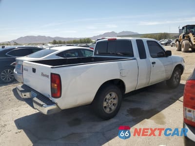 Trzecie zdjęcie samochodu z tyłu: 2000 NISSAN FRONTIER KING CAB XE VIN:1N6DD26S7YC366779 - miniatura