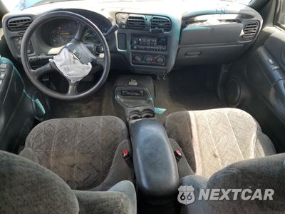 Zdjęcie 8 z 15 samochodu: 2001 CHEVROLET S TRUCK S10 VIN:1GCDT13W91K132484 - miniatura