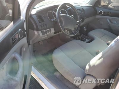 Zdjęcie 8 z 14 samochodu: 2011 TOYOTA TACOMA VIN:5TFNX4CN6BX006850 - miniatura