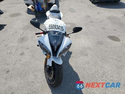 Piąte zdjęcie samochodu w środku: 2015 YAMAHA YZFR6 C VIN:JYARJ16Y5FA008875 - miniatura