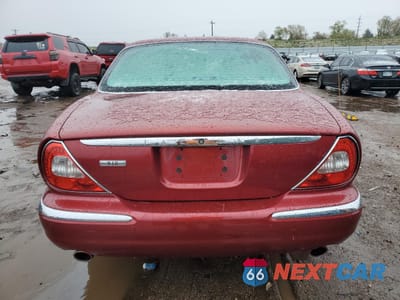 Zdjęcie 6 z 14 samochodu: 2004 JAGUAR XJ8 VIN:SAJWA71C14SG32254 - miniatura