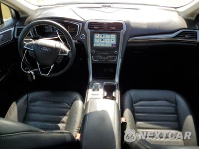 Zdjęcie 8 z 12 samochodu: 2017 FORD FUSION SE HYBRID VIN:3FA6P0LU9HR409684 - miniatura