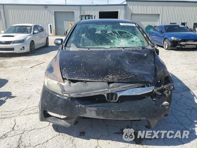 Piąte zdjęcie samochodu w środku: 2009 HONDA CIVIC LX VIN:19XFA16539E050881 - miniatura
