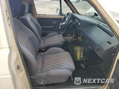 Zdjęcie 8 z 14 samochodu: 1981 VOLKSWAGEN RABBIT TRUCK VIN:1V1KG017XBV206872 - miniatura