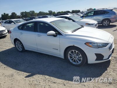 Czwarte zdjęcie samochodu z boku: 2019 FORD FUSION SE VIN:3FA6P0LU6KR124870 - miniatura