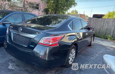 Czwarte zdjęcie samochodu z boku: 2014 NISSAN ALTIMA 2.5 VIN:1N4AL3AP5EC297366 - miniatura