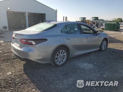 Trzecie zdjęcie samochodu z tyłu: 2021 TOYOTA CAMRY LE VIN:4T1R11AK7MU422447 - miniatura