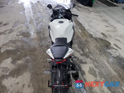 Zdjęcie 6 z 10 samochodu: 2024 KAWASAKI ZX636 K VIN:JKBZXJJ17RA000252 - miniatura