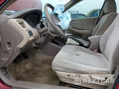 Zdjęcie 7 z 14 samochodu: 2002 HONDA ACCORD EX VIN:1HGCG66802A047133 - miniatura