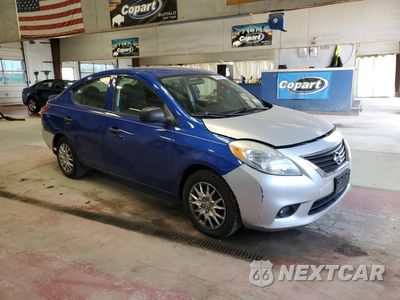 Czwarte zdjęcie samochodu z boku: 2013 NISSAN VERSA S VIN:3N1CN7AP3DL893408 - miniatura