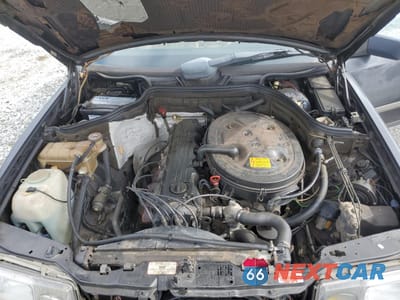 Zdjęcie 11 z 15 samochodu: 1987 MERCEDES-BENZ 300 E VIN:WDBEA30D9HA440598 - miniatura