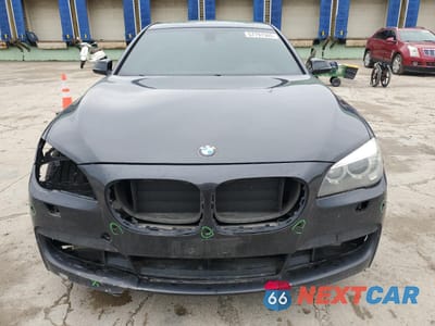 Piąte zdjęcie samochodu w środku: 2013 BMW 740 LXI VIN:WBAYF4C58DD127915 - miniatura