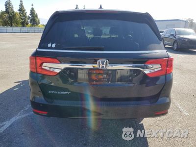 Zdjęcie 6 z 16 samochodu: 2018 HONDA ODYSSEY EXL VIN:5FNRL6H71JB077319 - miniatura
