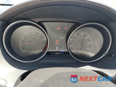 Zdjęcie 8 z 12 samochodu: 2012 MITSUBISHI OUTLANDER GT VIN:JA4JS4AX5CU013447 - miniatura