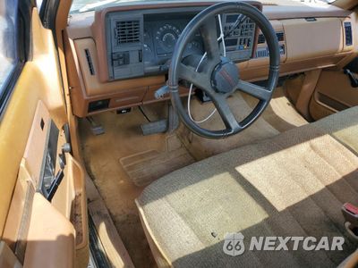 Zdjęcie 8 z 13 samochodu: 1989 CHEV GMT-400 C1500 VIN:1GCDC14KXKZ254761 - miniatura