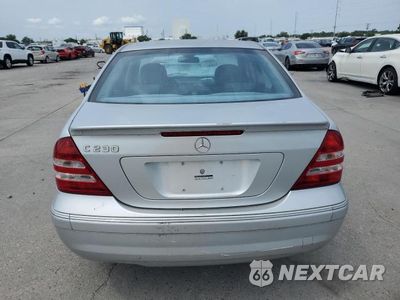 Zdjęcie 6 z 12 samochodu: 2007 MERCEDES-BENZ C 230 VIN:WDBRF52H47E027350 - miniatura