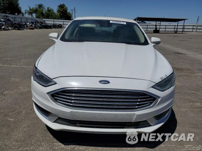 Piąte zdjęcie samochodu w środku: 2018 FORD FUSION SE HYBRID VIN:3FA6P0LU1JR171545 - miniatura