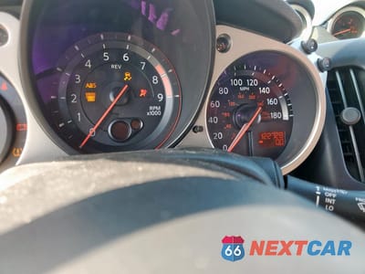 Zdjęcie 9 z 12 samochodu: 2013 NISSAN 370Z BASE VIN:JN1AZ4EH6DM381015 - miniatura