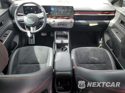 Zdjęcie 8 z 15 samochodu: 2025 HYUNDAI KONA N LINE S VIN:KM8HBCA3XSU189948 - miniatura