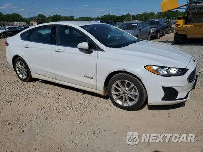 Czwarte zdjęcie samochodu z boku: 2019 FORD FUSION SE VIN:3FA6P0LU7KR285132 - miniatura