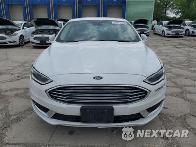 Piąte zdjęcie samochodu w środku: 2018 FORD FUSION SE HYBRID VIN:3FA6P0LU0JR118822 - miniatura