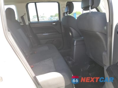 Zdjęcie 11 z 13 samochodu: 2010 JEEP PATRIOT SPORT VIN:1J4NT2GB3AD617655 - miniatura